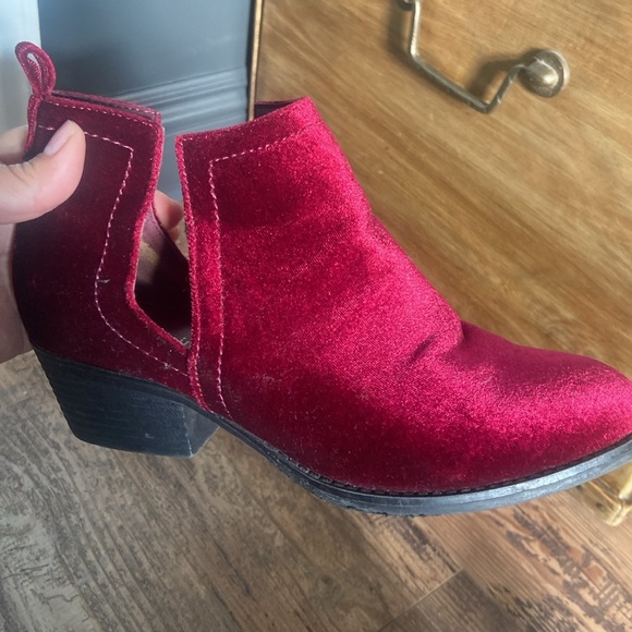 Velvet booties - Picture 5 of 5